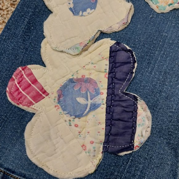 2962 Size 13j Mudd Appliqued With Quilted Flowers Flare Leg Jeans. - Picture 2 of 8